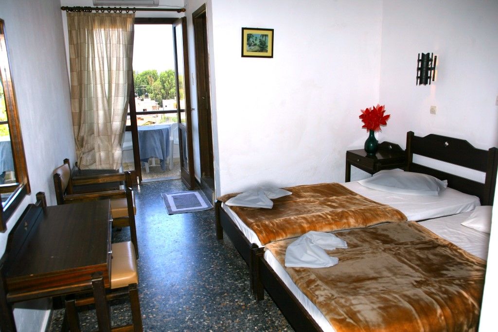 Hotel Harmony มาเลีย ภายนอก รูปภาพ
